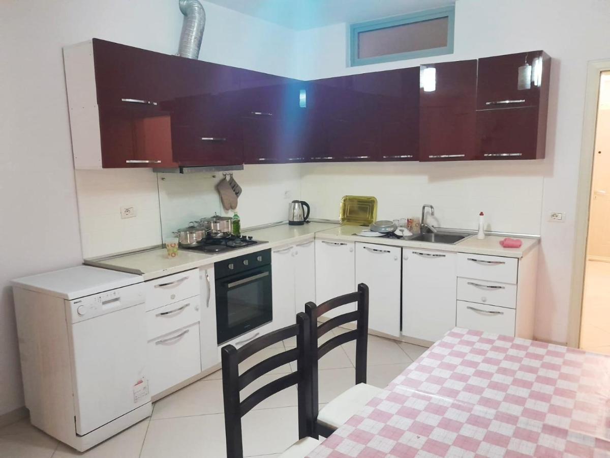 Alpha City Center Apartment Shkodër Eksteriør billede